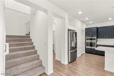 8326 Monroe Bay St, Las Vegas, NV 89113 - photo 7