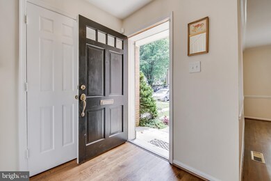 1948 Hopewood Dr, Falls Church, VA 22043 - photo 5