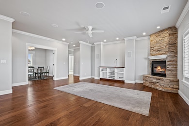 407 N Deanjou Ave, Eagle Point, OR 97524 - photo 6