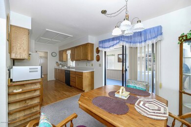 8162 E Meseto Ave-large-007-012-8162 E M