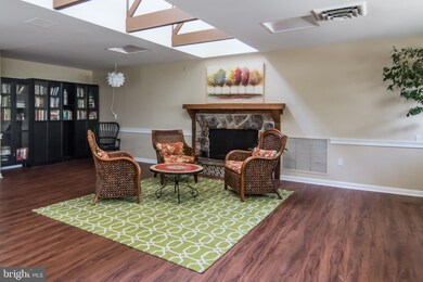 6350 Red Cedar Place unit 307, Baltimore, MD 21209 - photo 4