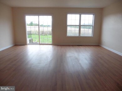 37 Sanford Dr, Bunker Hill, WV 25413 - photo 6