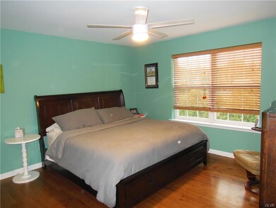 5563 Stonecroft Ln, Allentown, PA 18106 - photo 7