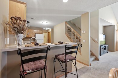 17081 Eagleview Way unit 24, Farmington, MN 55024 - photo 7