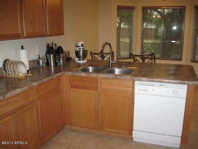 Has Breakfast Nook