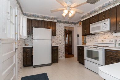 1952 Suffolk Ave, Westchester, IL 60154 - photo 5