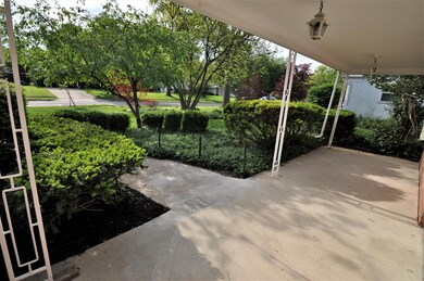 26' x 7.5' Covered Porch