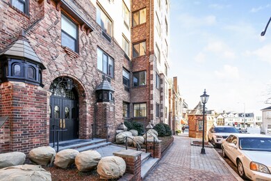 4 Lafayette Ct unit 3C, Greenwich, CT 06830 - photo 3