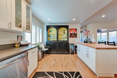 012_Kitchen II