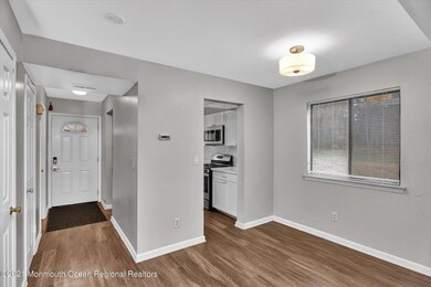 10-Dining Room