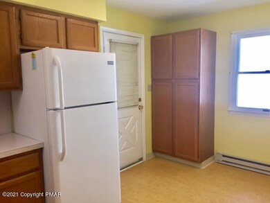 516 Sarah St, Stroudsburg, PA 18360 - photo 6