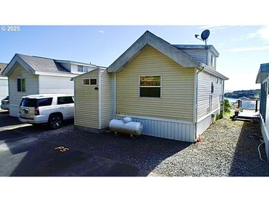 16219 Lower Harbor Rd unit P5, Brookings, OR 97415 - photo 6