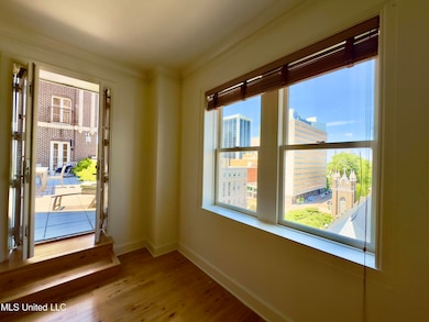 3DB0C7B2-1C40-440F-AE1F-6F89E35DBA4F_1_2