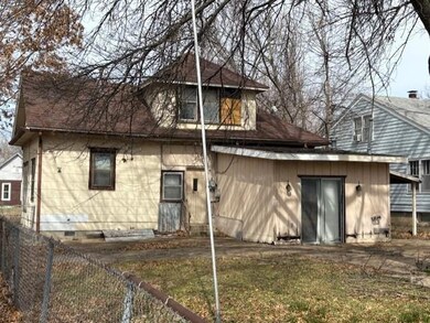 2330 Clark Ave, Parsons, KS 67357 - photo 5