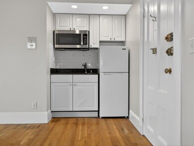 226 Newbury St unit 31, Boston, MA 02116 - photo 3