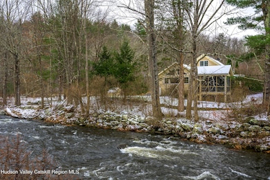 34 Bert Hager Rd, Stephentown, NY 12168 - photo 6