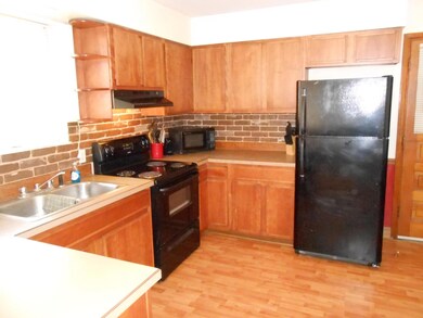 1570 N Court St, Circleville, OH 43113 - photo 6