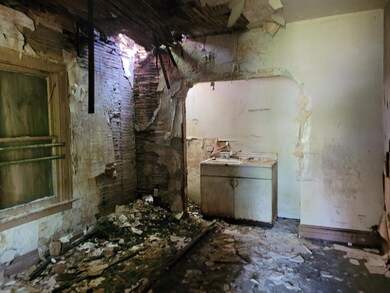 328 W Ridge Rd, Gary, IN 46408 - photo 5