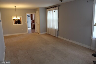1631 Huddell St, Marcus Hook, PA 19061 - photo 2