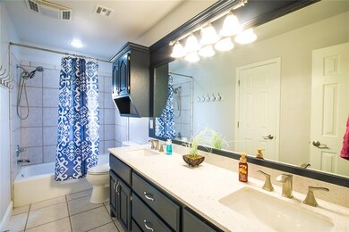 2121 NE 15th St, Moore, OK 73160 - photo 4