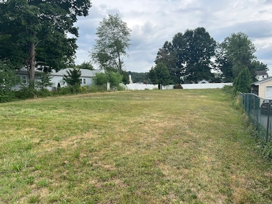 274 Cedarwood Ln, Newington, CT 06111 - photo 2