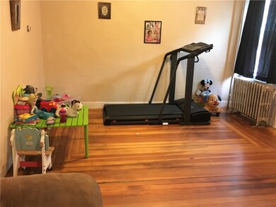 724 Dyer Ave, Cranston, RI 02920 - photo 3