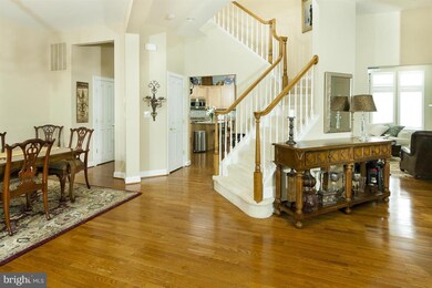 12604 Blue Sky Dr, Clarksburg, MD 20871 - photo 3