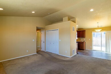 Living Room / Dining Area 1