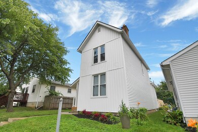 10-web-or-mls-611-e-2nd-ave