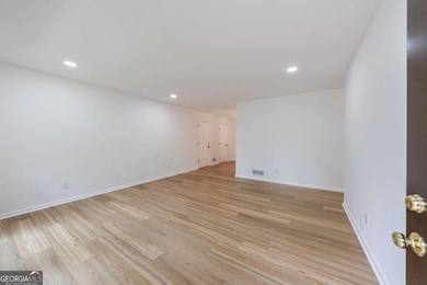 4360 Sasanqua Ct unit 2, Tucker, GA 30084 - photo 5