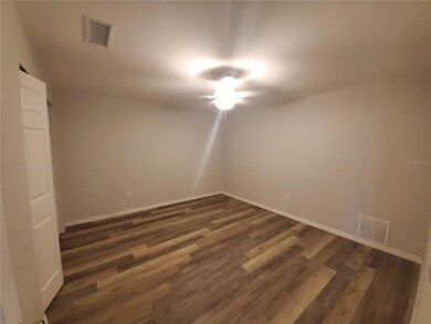 5650 Swift Rd, Sarasota, FL 34231 - photo 5