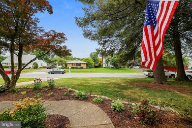 12304 Welling Ln, Bowie, MD 20715 - photo 5