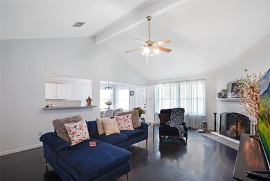 10915 Malden Dr, Houston, TX 77075 - photo 7