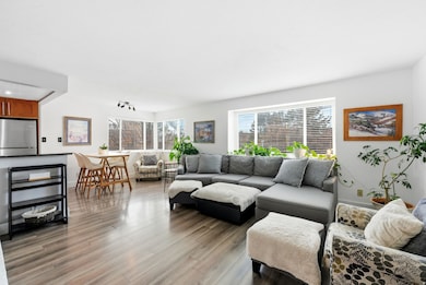 2220 E Murray Holladay Rd unit 101, Holladay, UT 84117 - photo 2