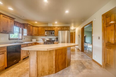 118 E Hebron Rd, Hebron, ME 04238 - photo 2