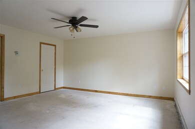 476 Huntville Rd unit 3, Fairfax, VT 05454 - photo 7