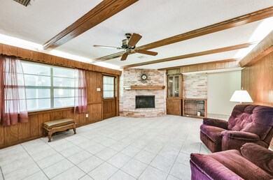 5204 Ryan Acres Dr, Pearland, TX 77584 - photo 3