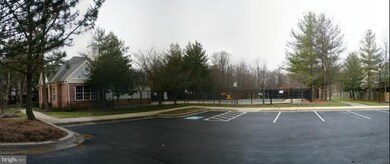 1807 Barrington Ct, Bowie, MD 20721 - photo 5