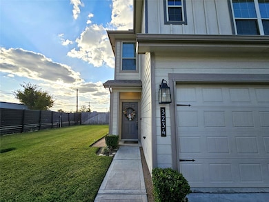 3234 Longleaf Meadows Dr, Houston, TX 77063 - photo 4