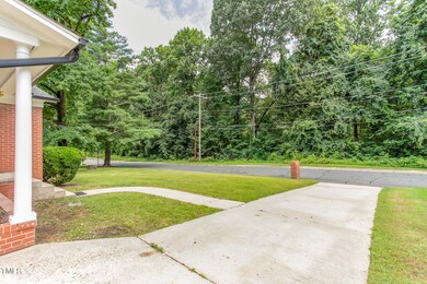 2302 Brywood Rd-5