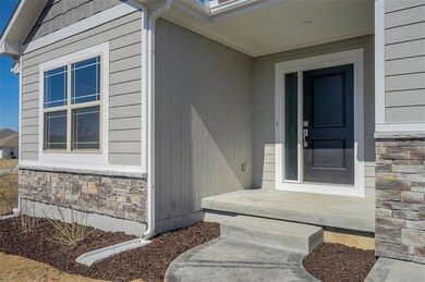 21608 Hale St, Spring Hill, KS 66083 - photo 3