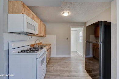 1002 Roosevelt Ave unit 4, Joplin, MO 64801 - photo 7