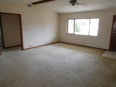 Living Room (2)