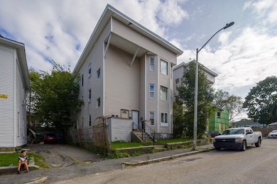 5 Mount Pleasant St, Worcester, MA 01610 - photo 2