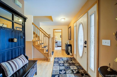 51 Mina Dr, Wappingers Falls, NY 12590 - photo 3