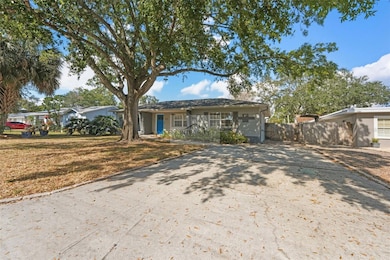 4619 W Bay Villa Ave, Tampa, FL 33611 - photo 2