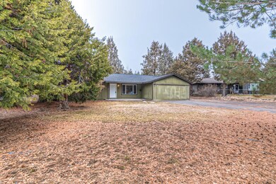 21062 Thomas Dr, Bend, OR 97702 - photo 3