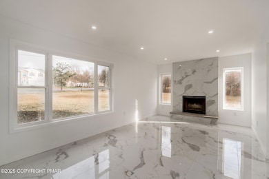 2641 Yellowstone Dr, Blakeslee, PA 18610 - photo 3