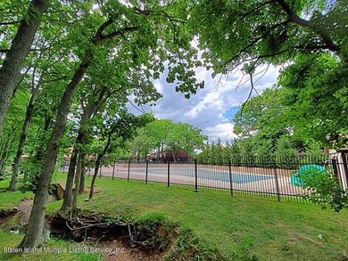 22 Gervil St, Staten Island, NY 10309 - photo 4