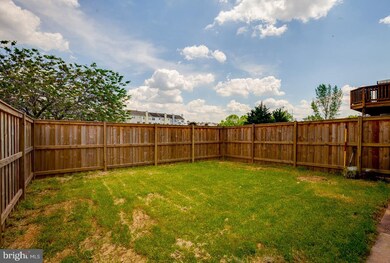 7137 Ladd Cir, Frederick, MD 21703 - photo 6